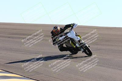 media/Feb-13-2022-SoCal Trackdays (Sun) [[c9210d39ca]]/Bowl (120pm)/